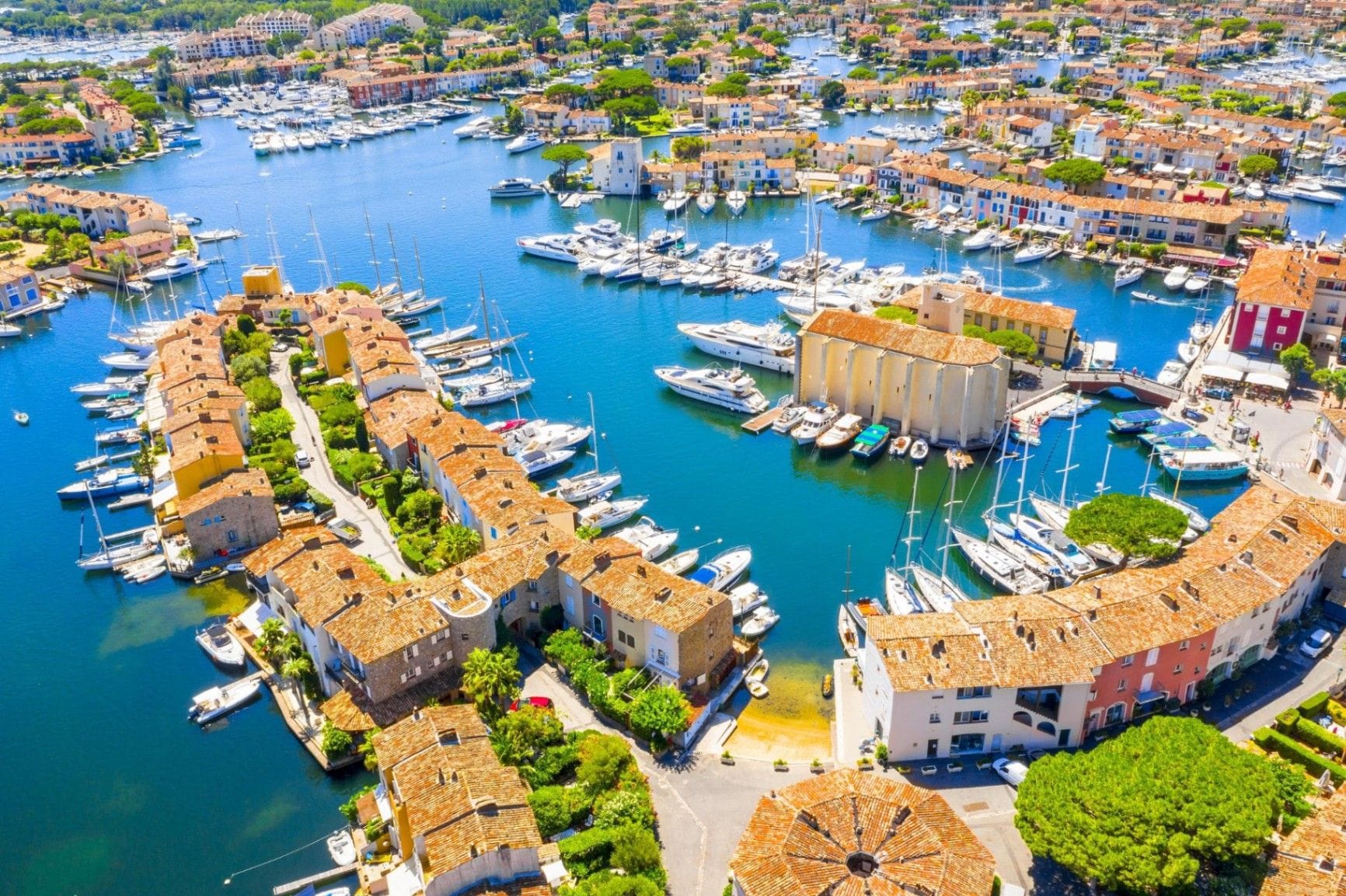Port Grimaud & the Gulf yacht charter route