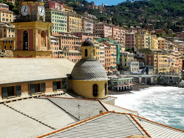 Camogli: Camogli basilica and beach on the Italian Riviera